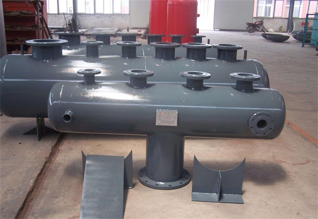 简阳蒸汽分汽缸保温做法